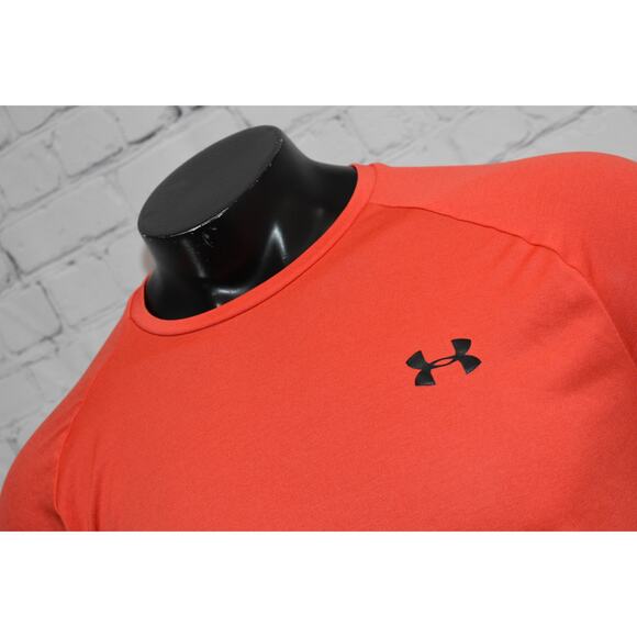 Under Armour Gym Shirt Tech Tee Mens Size Large Polyester HeatGear Pinkish Red - Picture 2 of 6